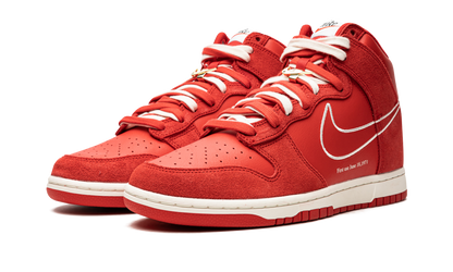 Dunk Hi SE "First Use" DH0960 600
