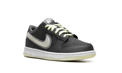 Dunk Low GS Halloween "Halloween - Glow in the Dark" HQ3569 068