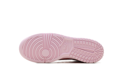 Dunk Low GS "Valentine's Day (2026)" IQ0218 663