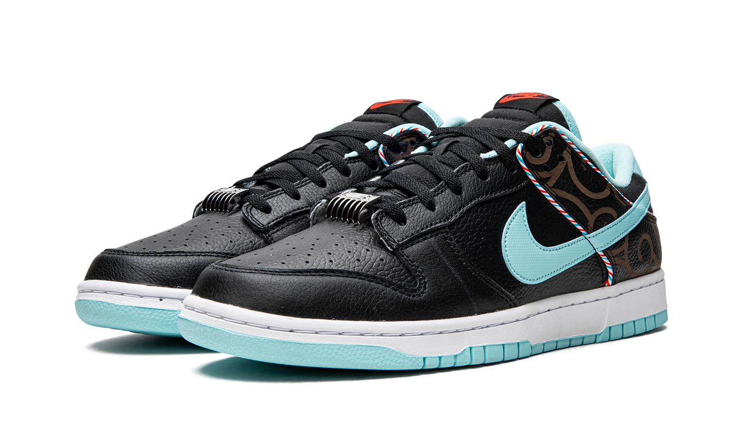 Dunk Low "Barbershop" DH7614 001