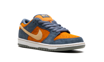 SB Dunk Low Pro "Light Carbon" HF3063 002