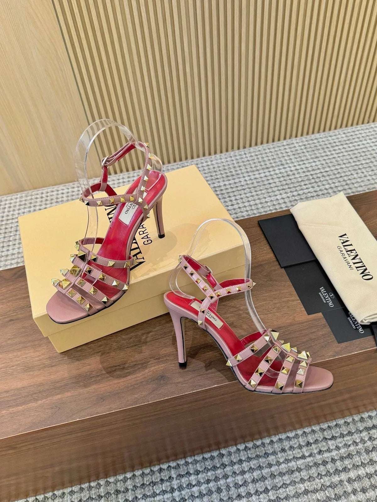 Valentino Garavani Rockstud Caged Calfskin Sandals 863321