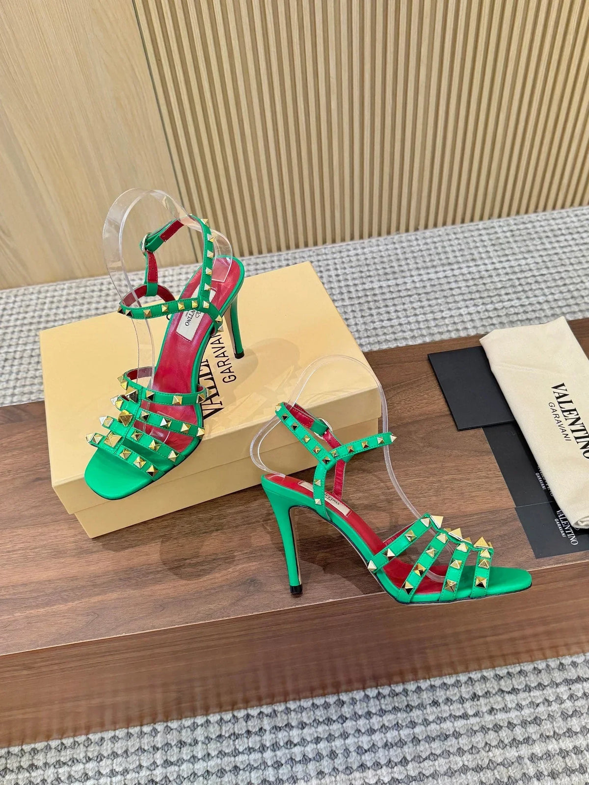 Valentino Garavani Rockstud Caged Calfskin Sandals 863321