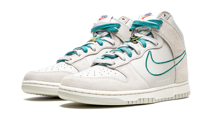 Dunk High SE "First Use - Green Noise" DH0960 001