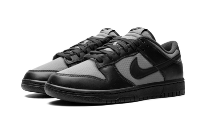 Dunk Low Retro SE "Off Noir Smoke Grey" FZ3052 001