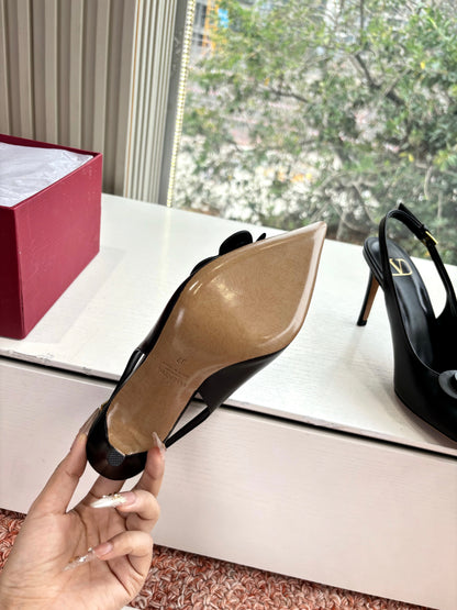 VT 26s Butterfly Slingback Black Leather 604041