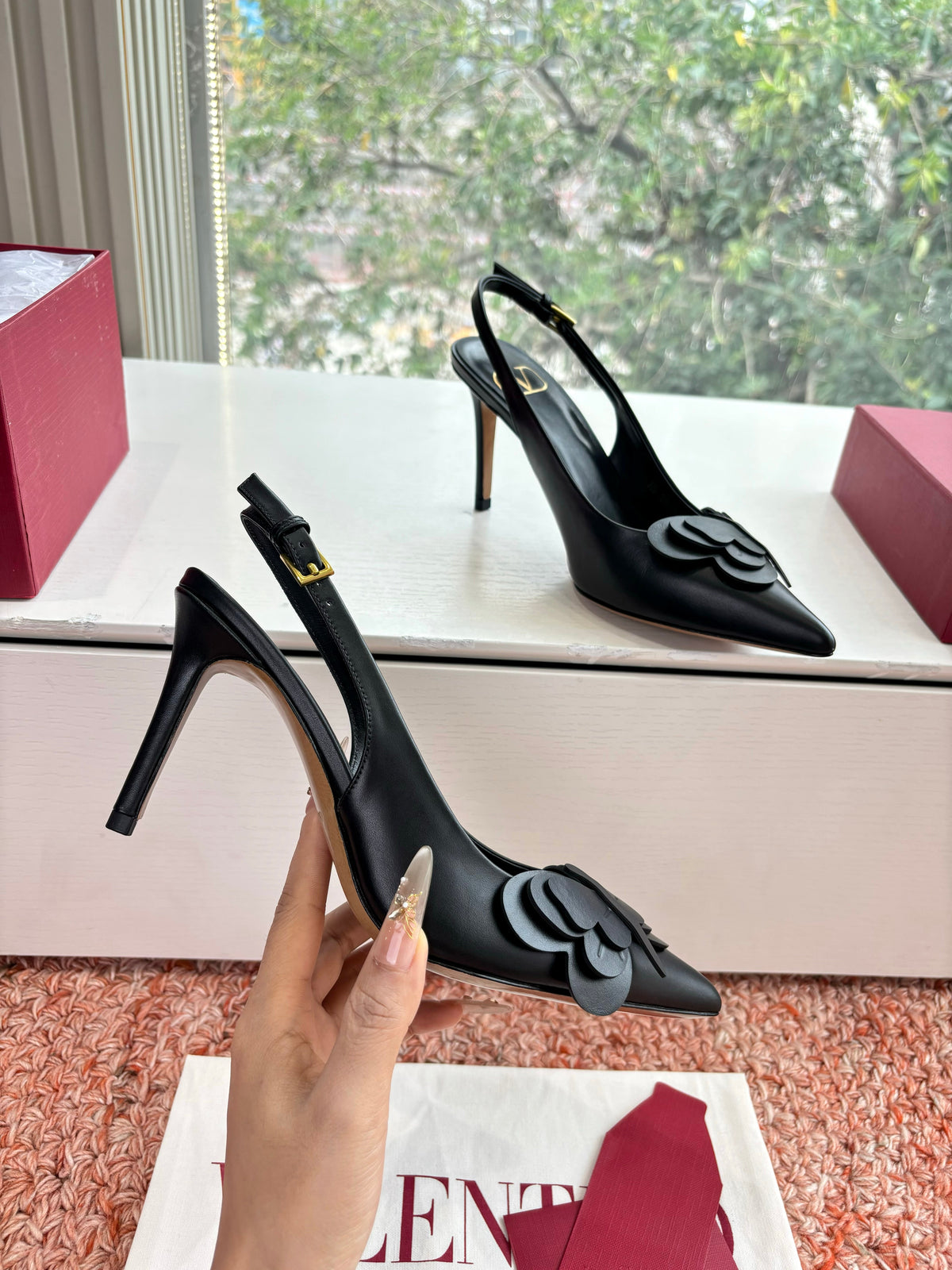 VT 26s Butterfly Slingback Black Leather 604041