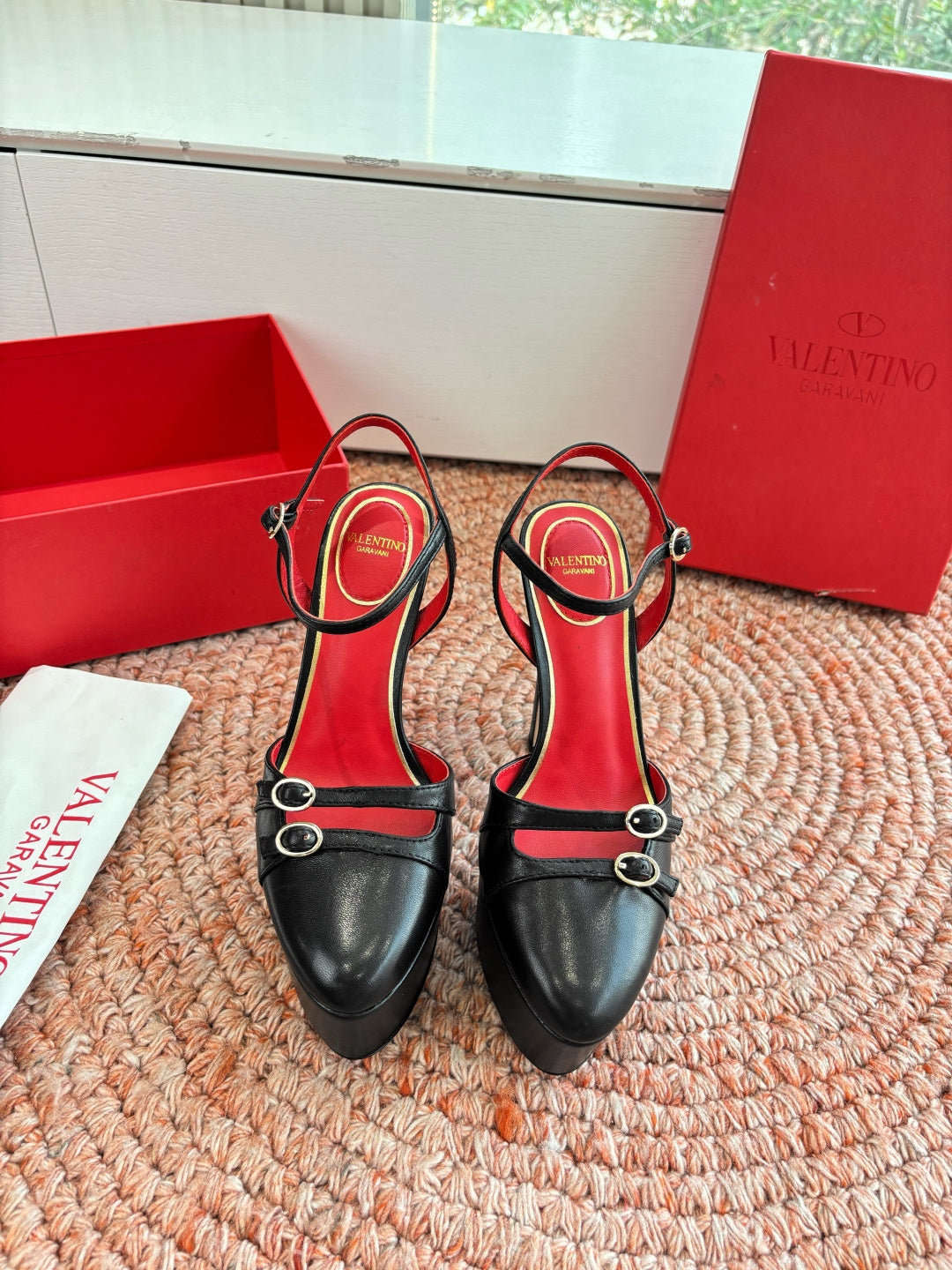 Valentino Crasher Platform Pumps 14.5cm Black Sheepskin 702230