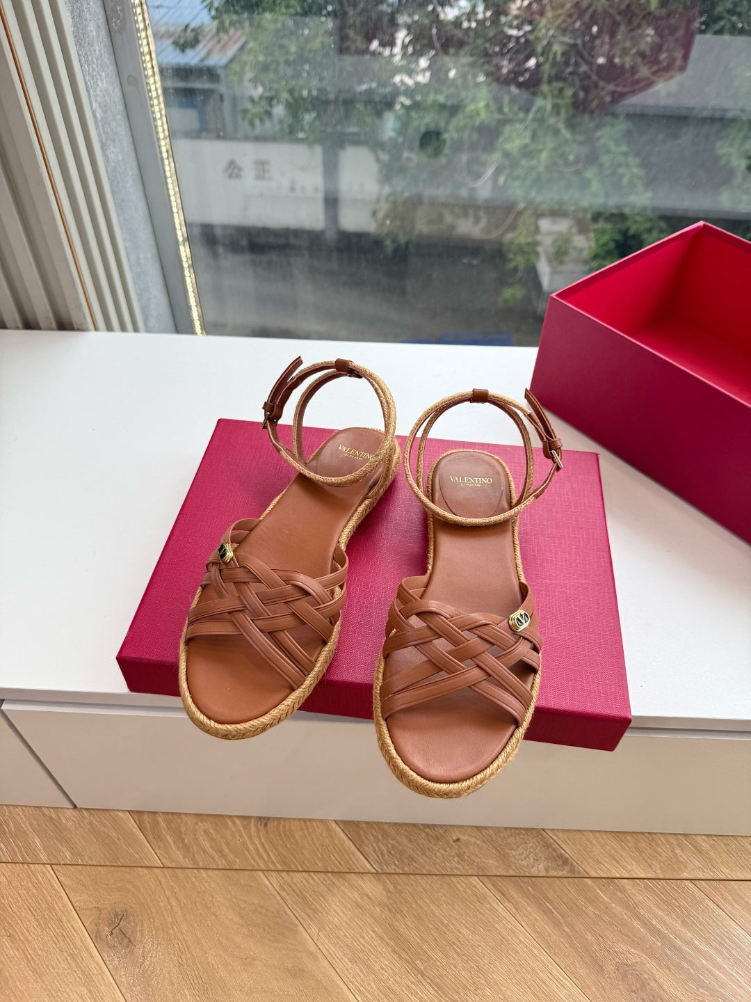 VLogo Bribri Espadrille Sandals Brown Leather 933616