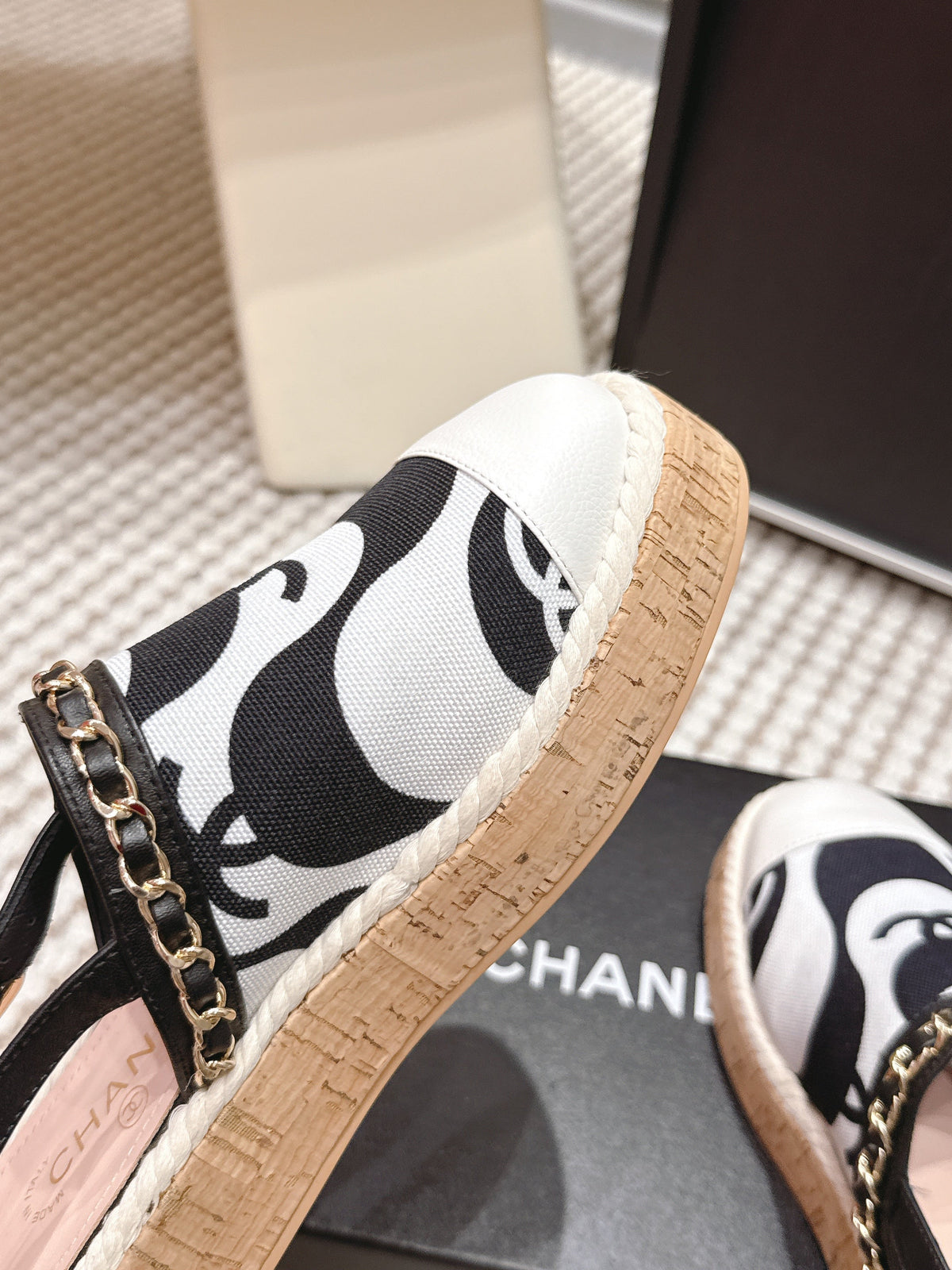 CC 26s Rope-Soled Sandals White Black Canvas Leather 652561