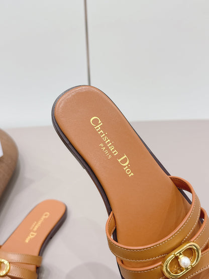 CD 26s 30M Slide Tan Calfskin 738223