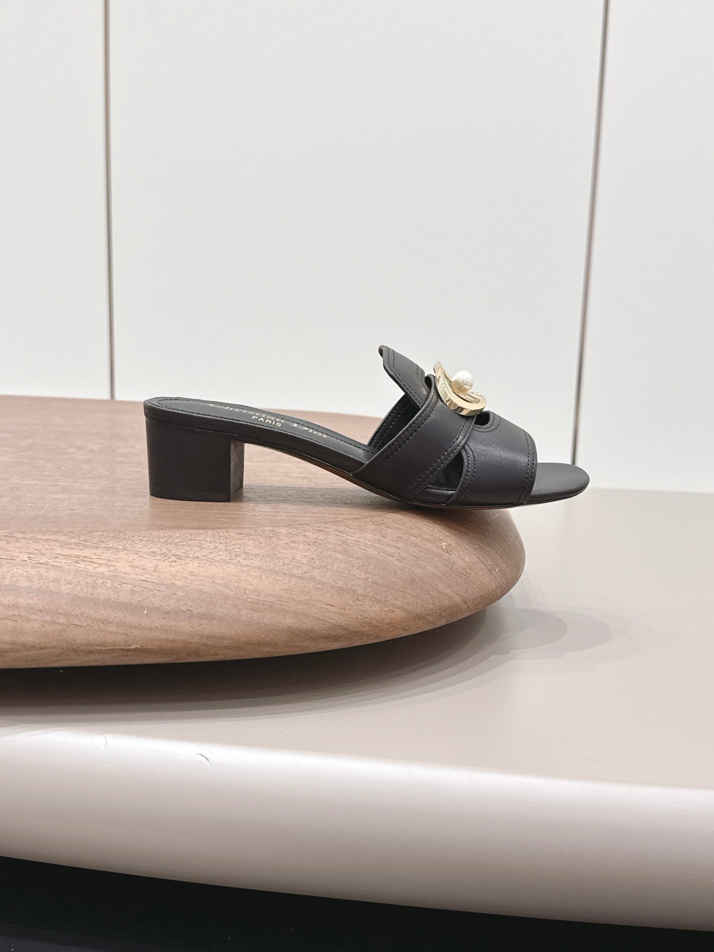 CD 30 Montaigne Sandal 4.5cm Black Calfskin 738226