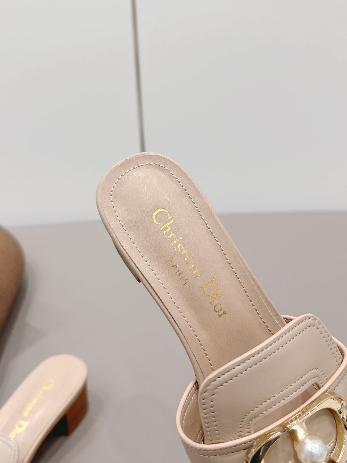 CD 30 Montaigne Sandal 4.5cm Beige Calfskin 738227