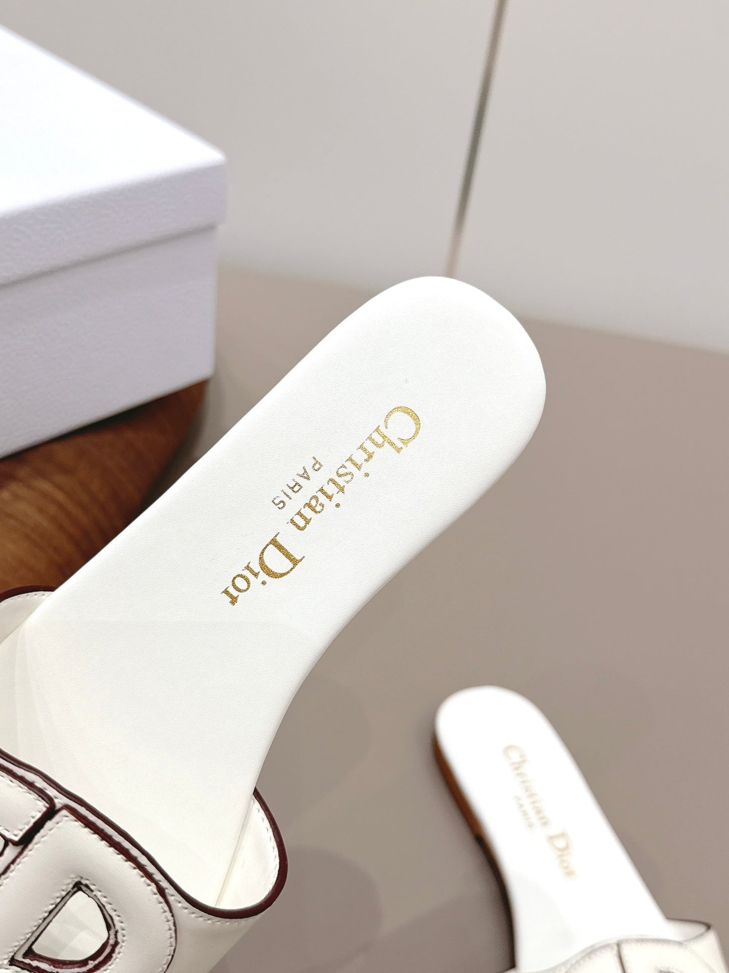 CD 26s Round-Toe Slide Sandals White Calfskin 738240