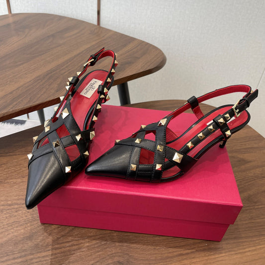 VT Studdy Pumps 65mm Black Red Leather 624354