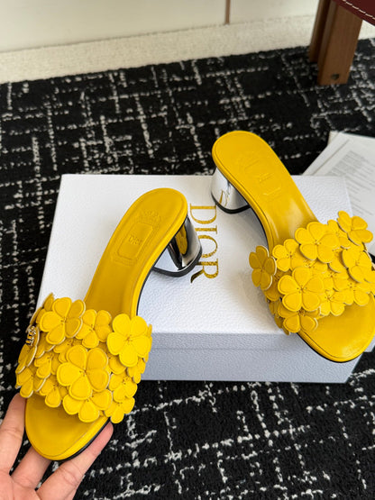 CD 26s Bloom Heeled Slides 4.5cm Yellow Cowhide 966825