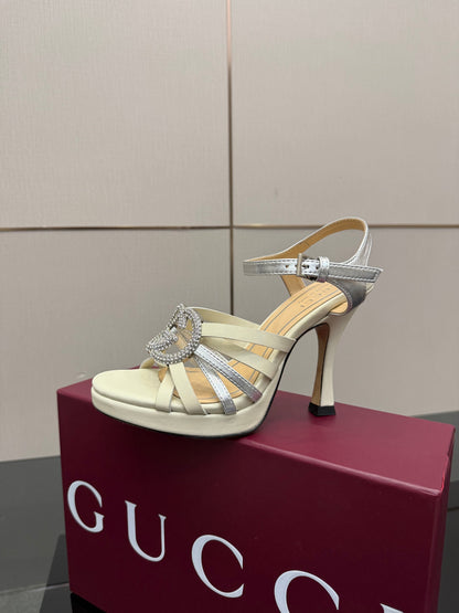 GG Pump 10.5cm With Crystal Interlocking G Ivory Sliver Leather