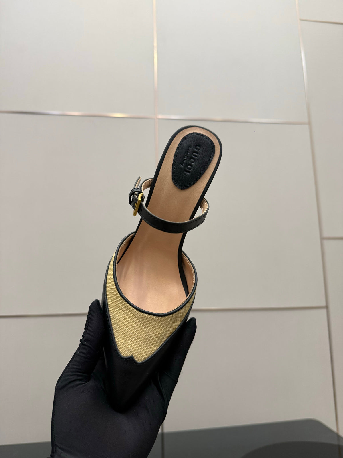 GG Pointed-Toe Mules 9.5cm Black Cowhide 725302