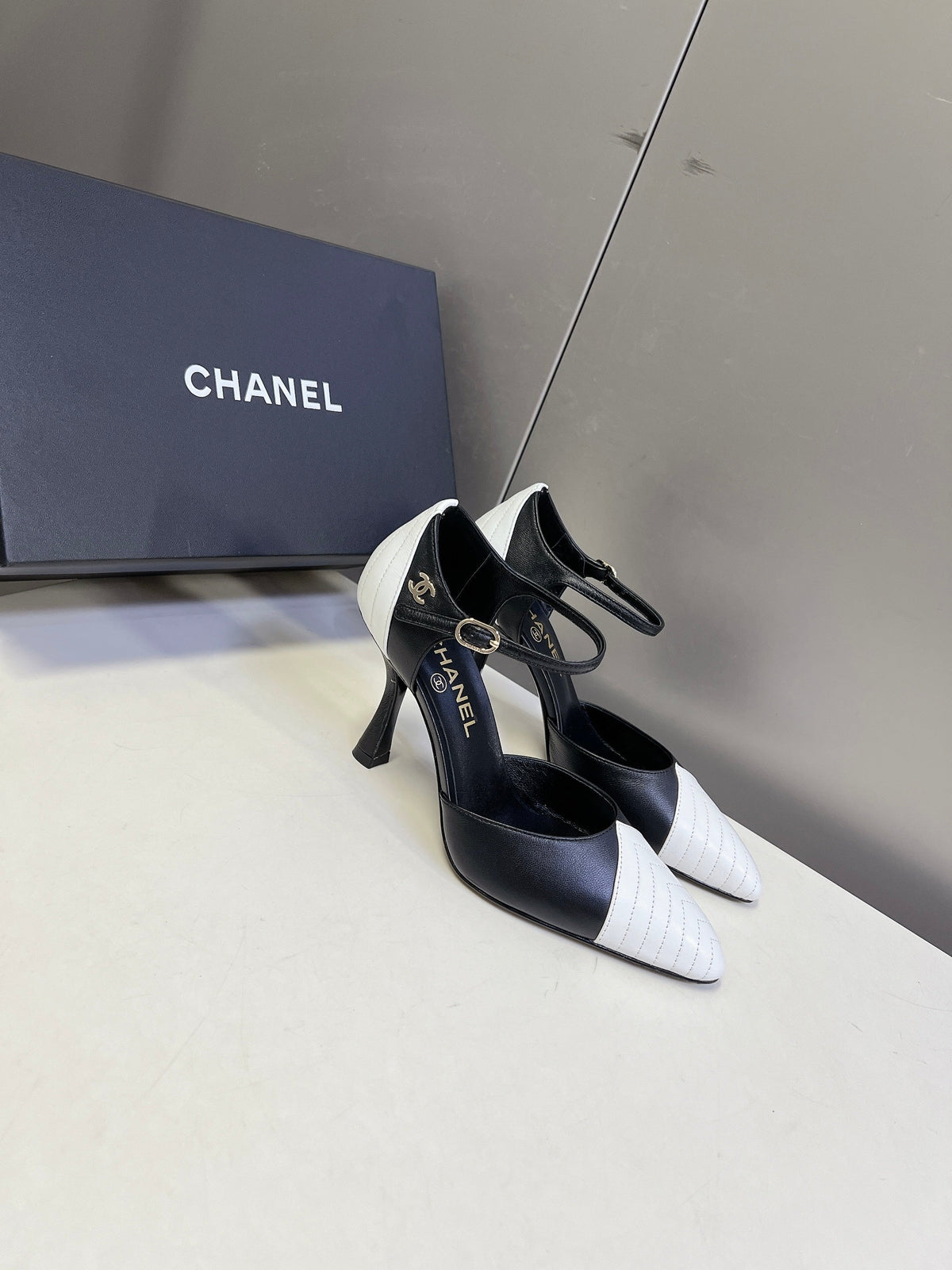 Chanel 2026 Mary Jane Sandal  90mm Embossed Calfskin And Fabric 895356