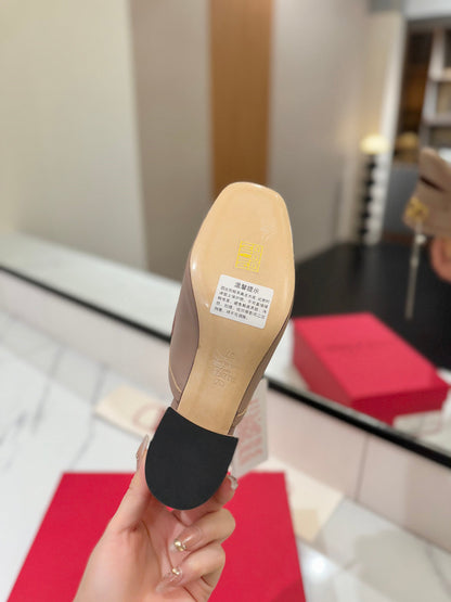 VT 2025 Signature Heeled Mule Pure Beige Calf Leather 295077