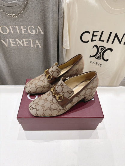 GG 26s Horsebit Mid-Heel Loafers 5.5cm Beige/Ebony GG Canvas 106651