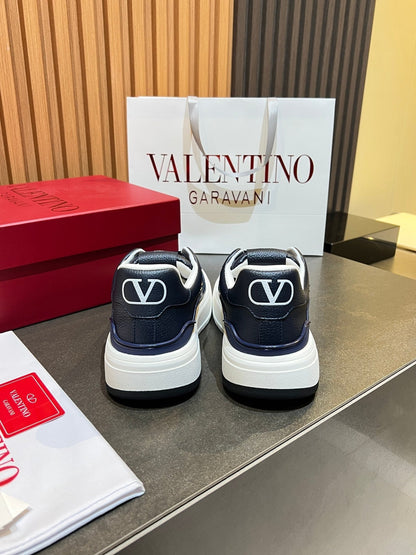 VT 26s Upvillage Trainers Navy Blue White Leather Studded 105517