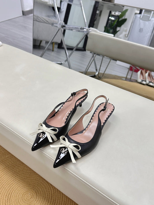 Bepointy Slingback Pumps Bow In Black Cowhide And Patent Leather Pale Pink Sheepskin Linning 304252