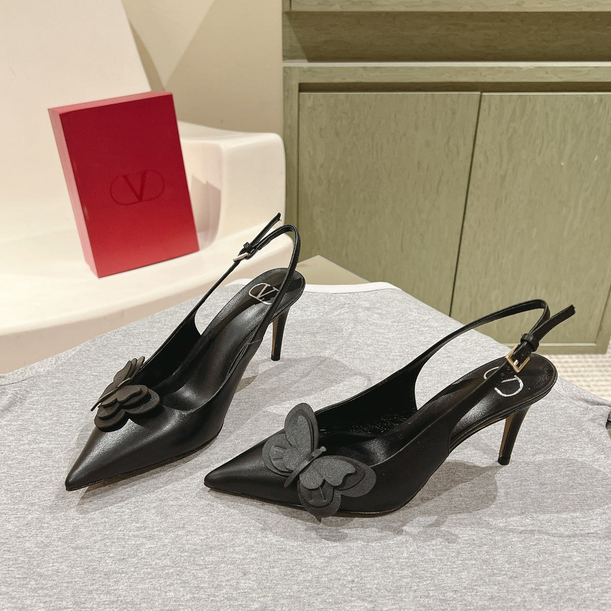 VT Papier-Phalène Pumps Black Sheepskin 659181