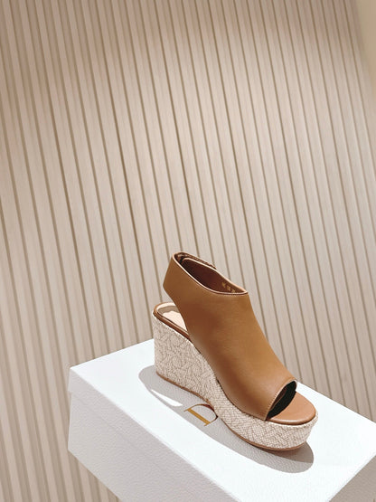 CD Attitude Wedge Sandal 85mm Camel Calfskin 483088