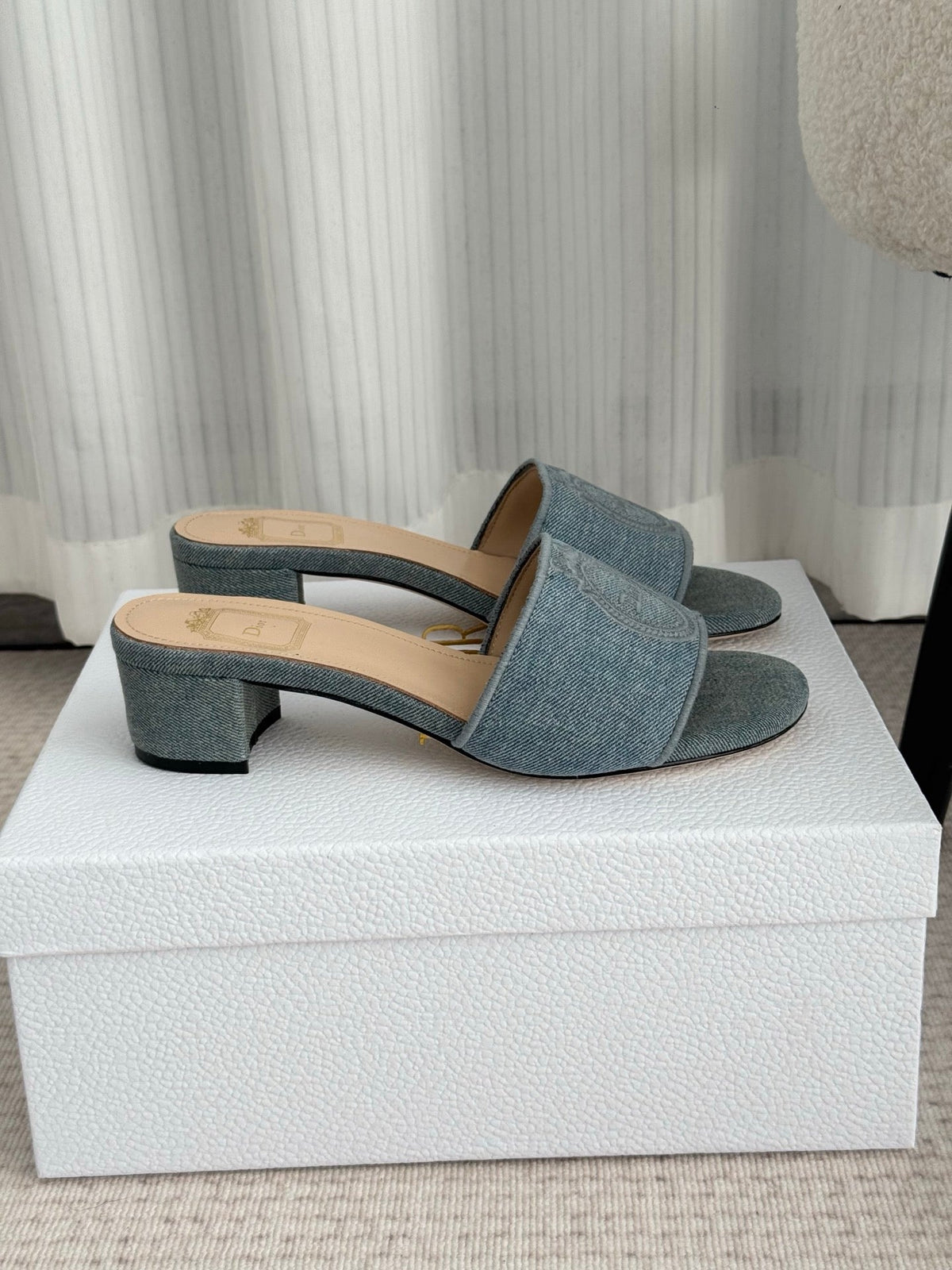 CD Médaillon Slide 4.5cm Wash Blue Denim 849736