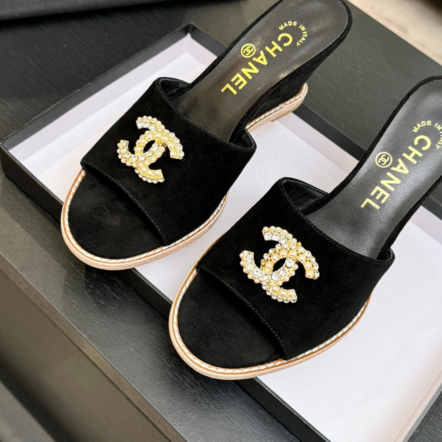 CC 2026 Wedge Sandals 65 Black Suede 667770