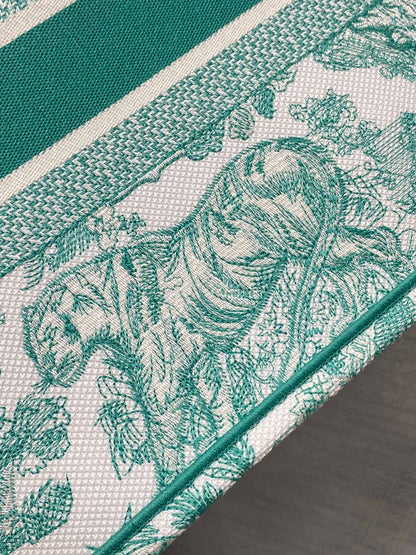 medium dioriviera book tote 36 aquamarina tiger embroidery canvas