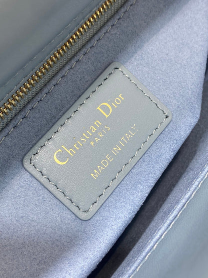 Lady Bag 20cm Celeste Blue Grey Lambksin