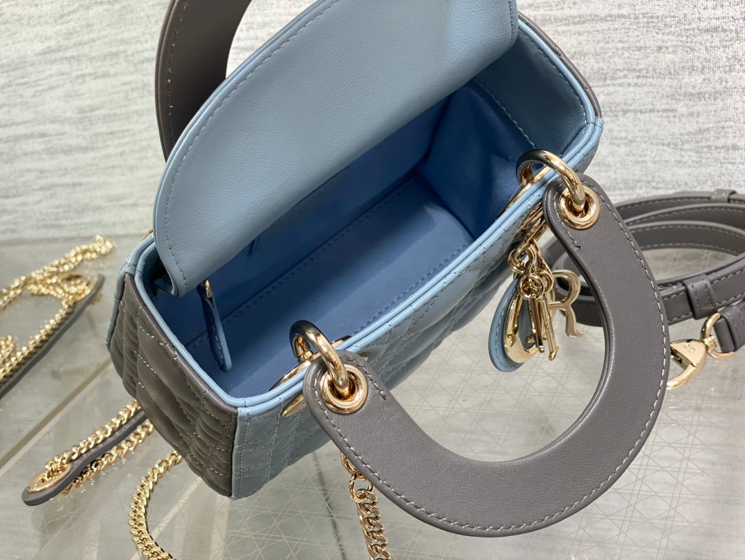 Lady Bag 17cm Celeste Blue Grey Lambksin