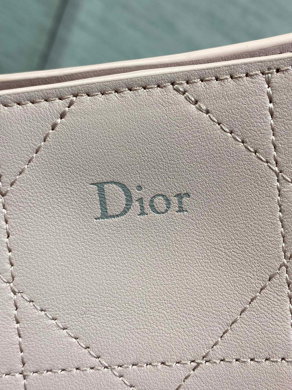 Dior Small Vertical Bag Light Pink Macrocannage Lambskin 286601