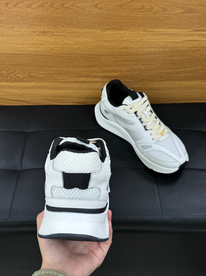 VT 26s Demivee Trainers White Mesh Suede 104032