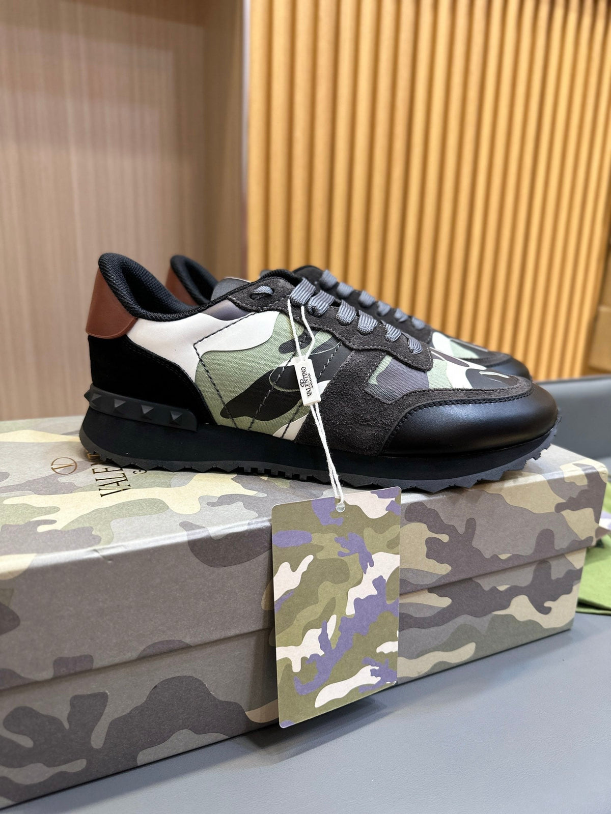VT 25 Rockrunner Sneaker Camouflage Sheepskin 349043