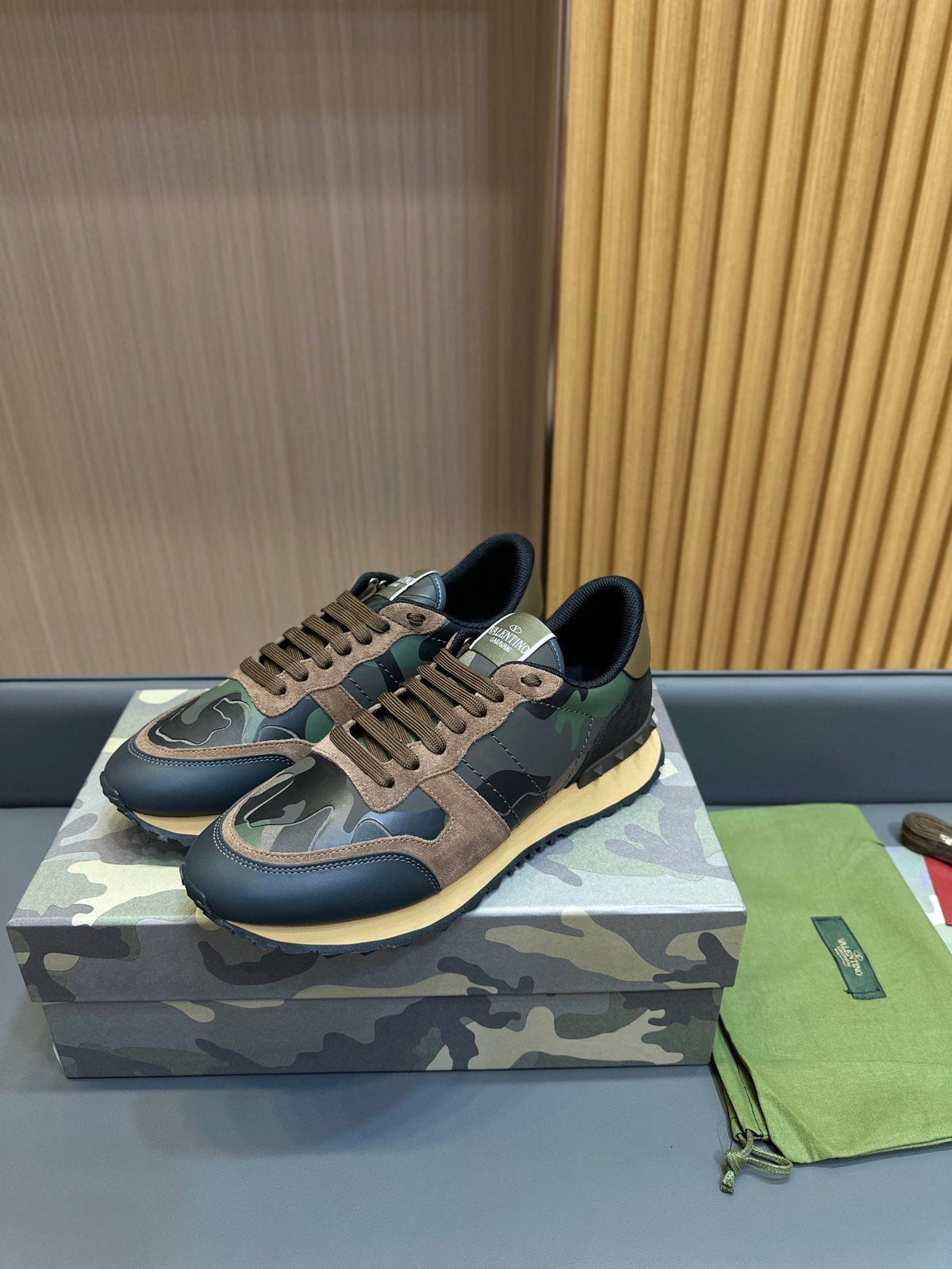VT 25 Rockrunner Sneaker Camouflage Sheepskin 349044