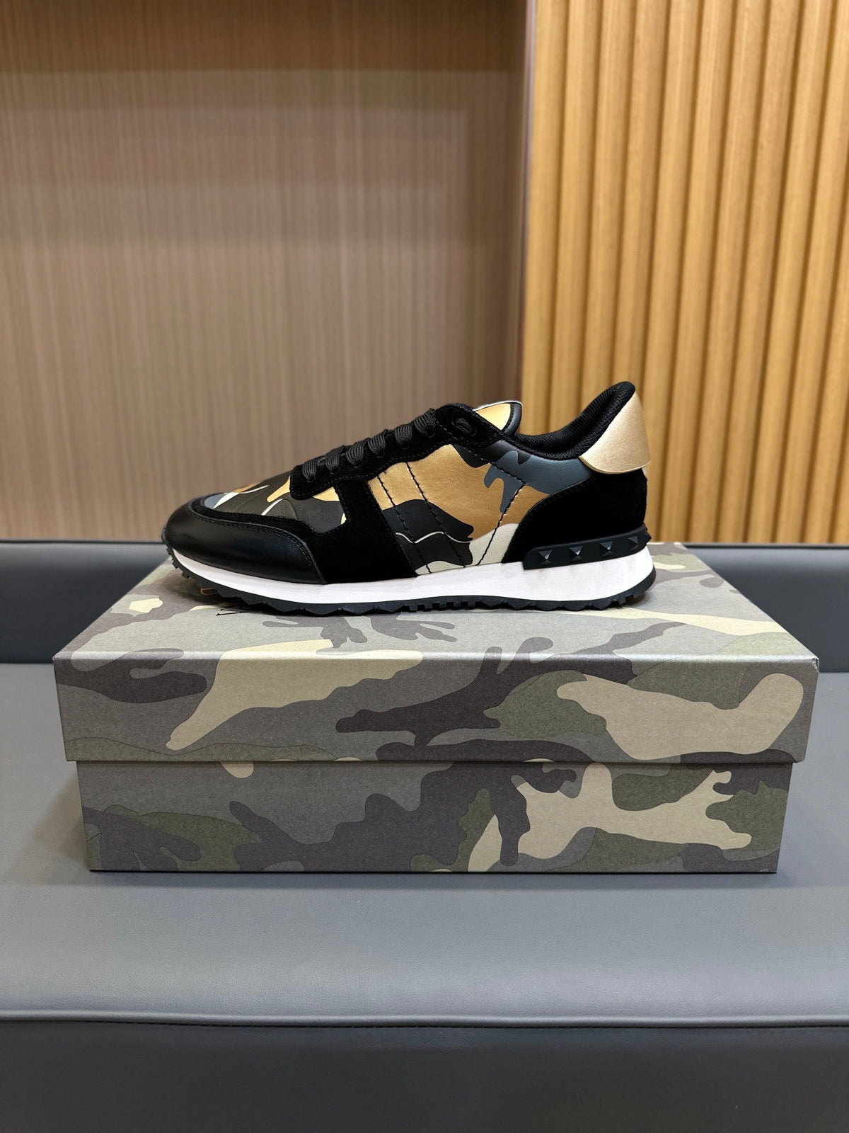 VT 25 Rockrunner Sneaker Camouflage Sheepskin 349045