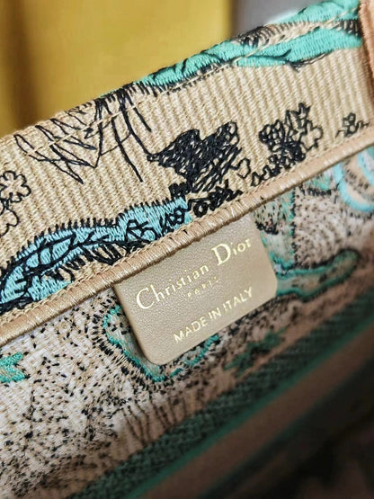 medium dioriviera book tote 36 tiffany blue tiger embroidery canvas