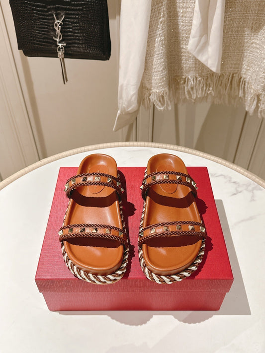 VT Rockstud Sandals Brown Espadrilles Cowhide 328127