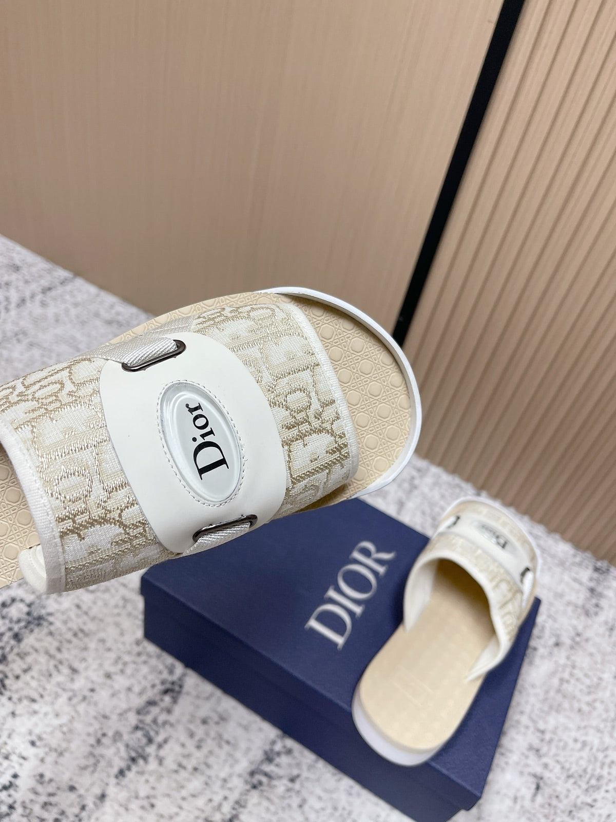CD Men's Alpha Sandals Cream Rubber Cotton 752387
