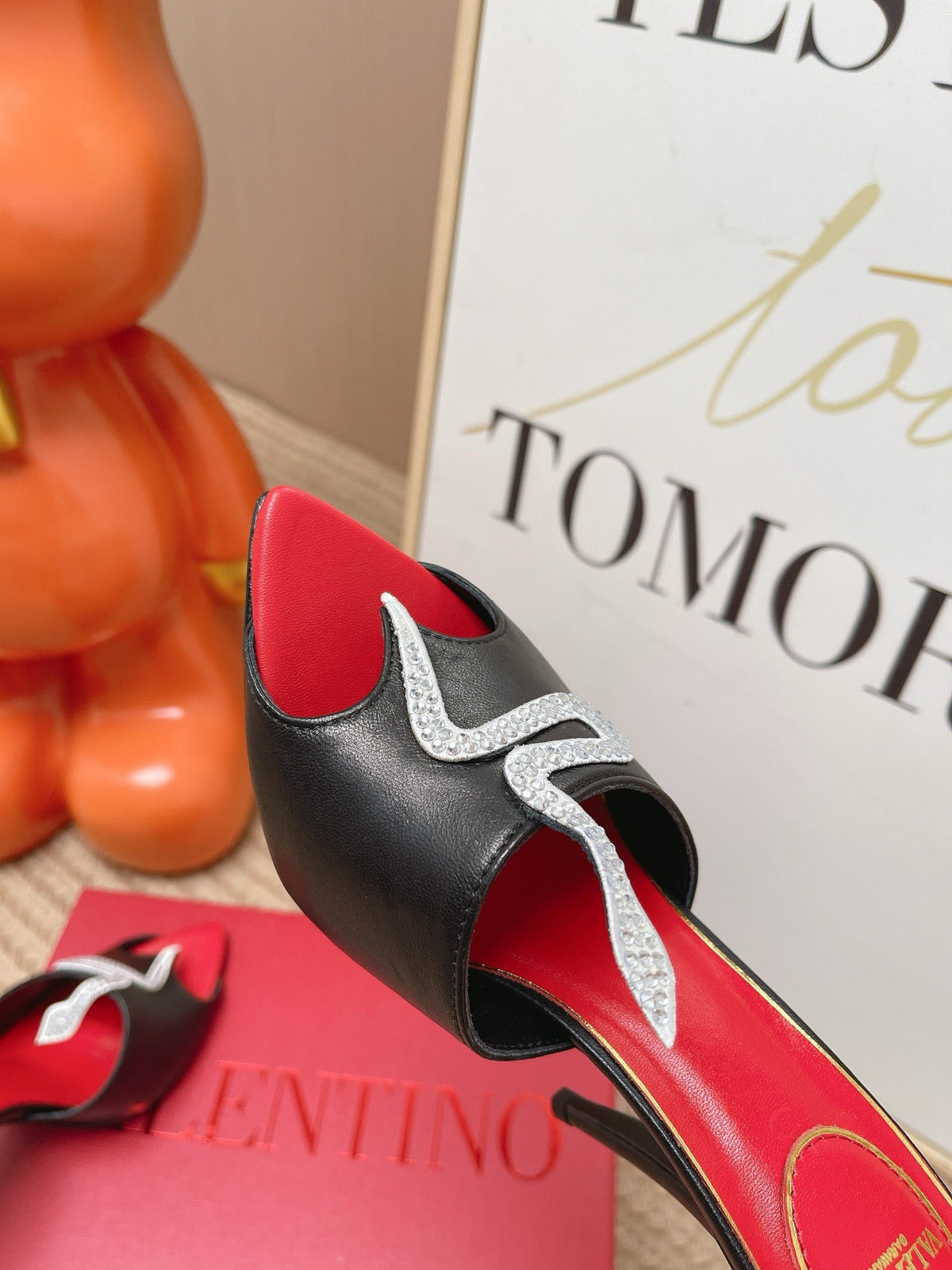 VT 26s Coeur Vipère Sandal 10cm Black Leather 855262