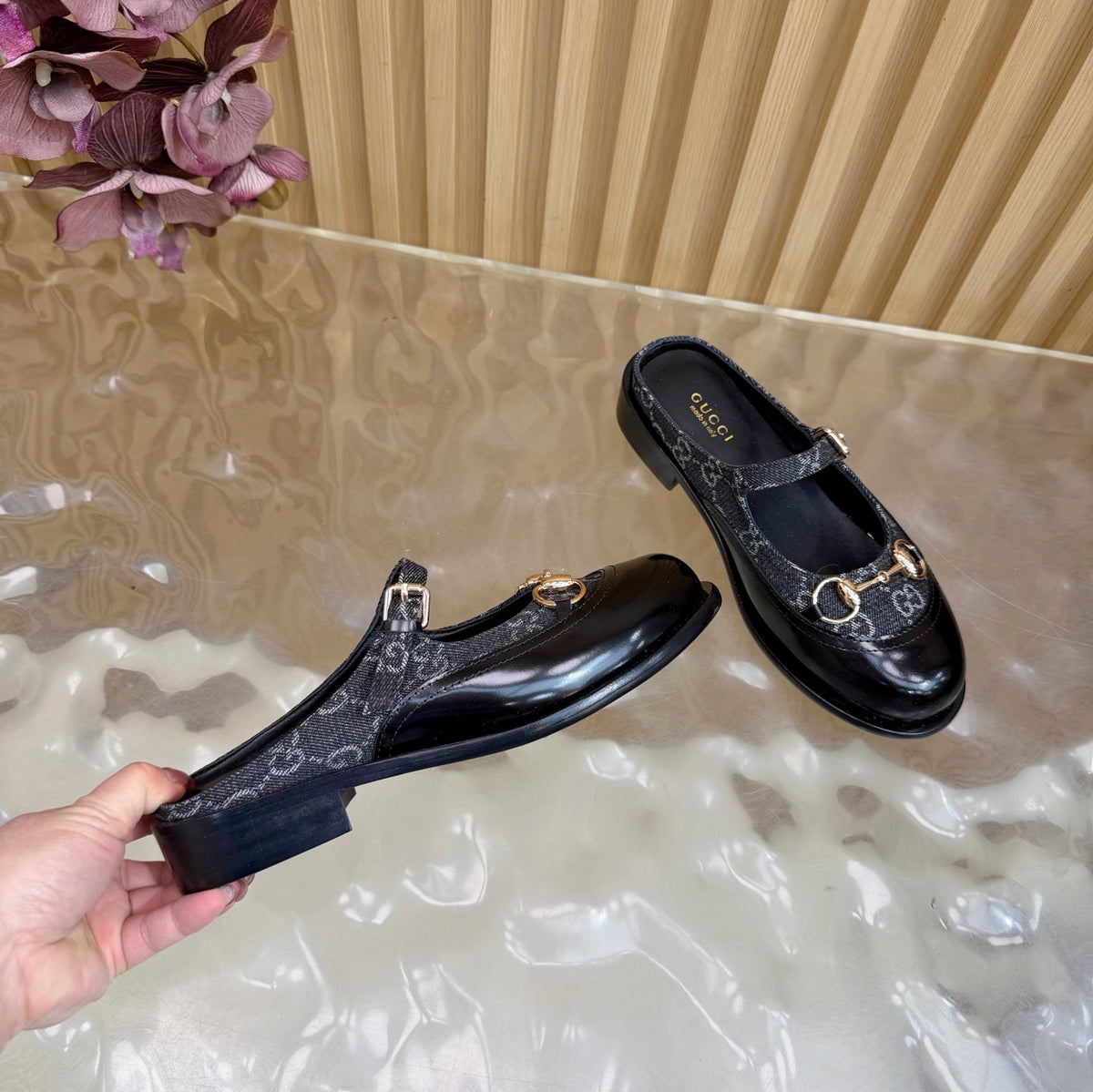 GG 26 Mule Black Beaded Leather Double G Fabric 589455