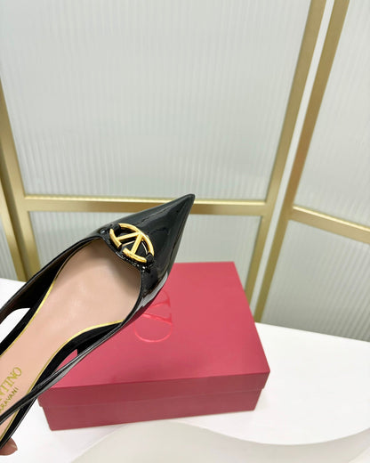 VLogo Slingback Ballerina 20mm In Glossy Black Cowhide 843651