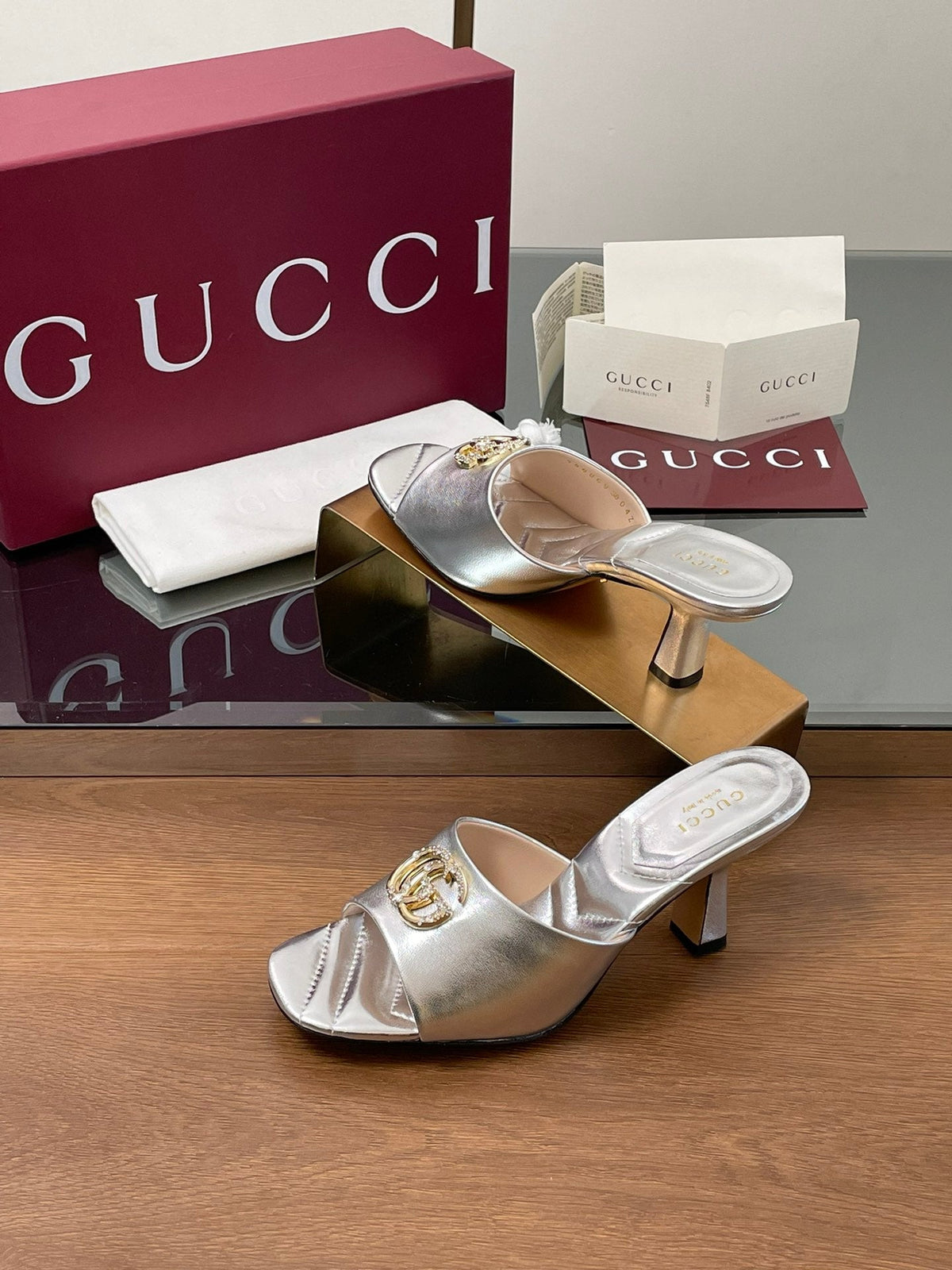 GG Canvas Mid-Heel Mules 7.5cm Sliver Sheepskin 646477