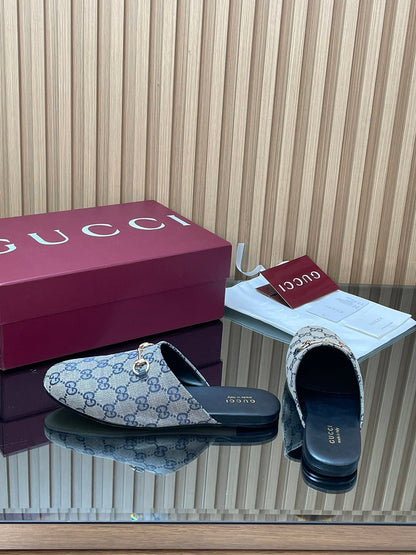 Gucci 25 Horsebit Mule Blue Grey GG Suede 563074