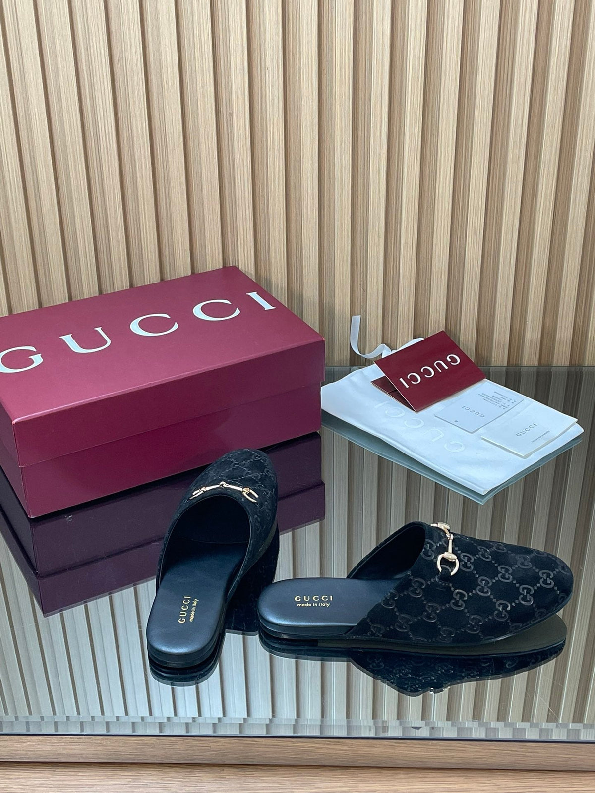 Gucci 25 Horsebit Mule Black GG Suede 563078