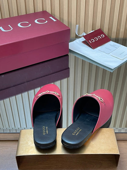 Gucci 25 Horsebit Mule Red Gold Cowhide 563084