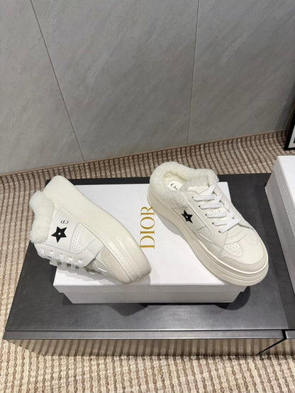 CD Star sneakers white cowhide wool 539688